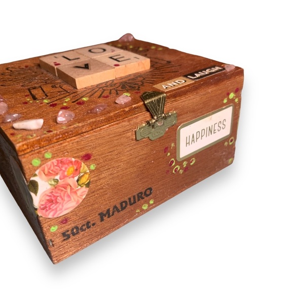 Handmade Upcycled Wooden Stash Box Organizer Rose Quartz Crystal Brass Closure - Picture 9 of 16